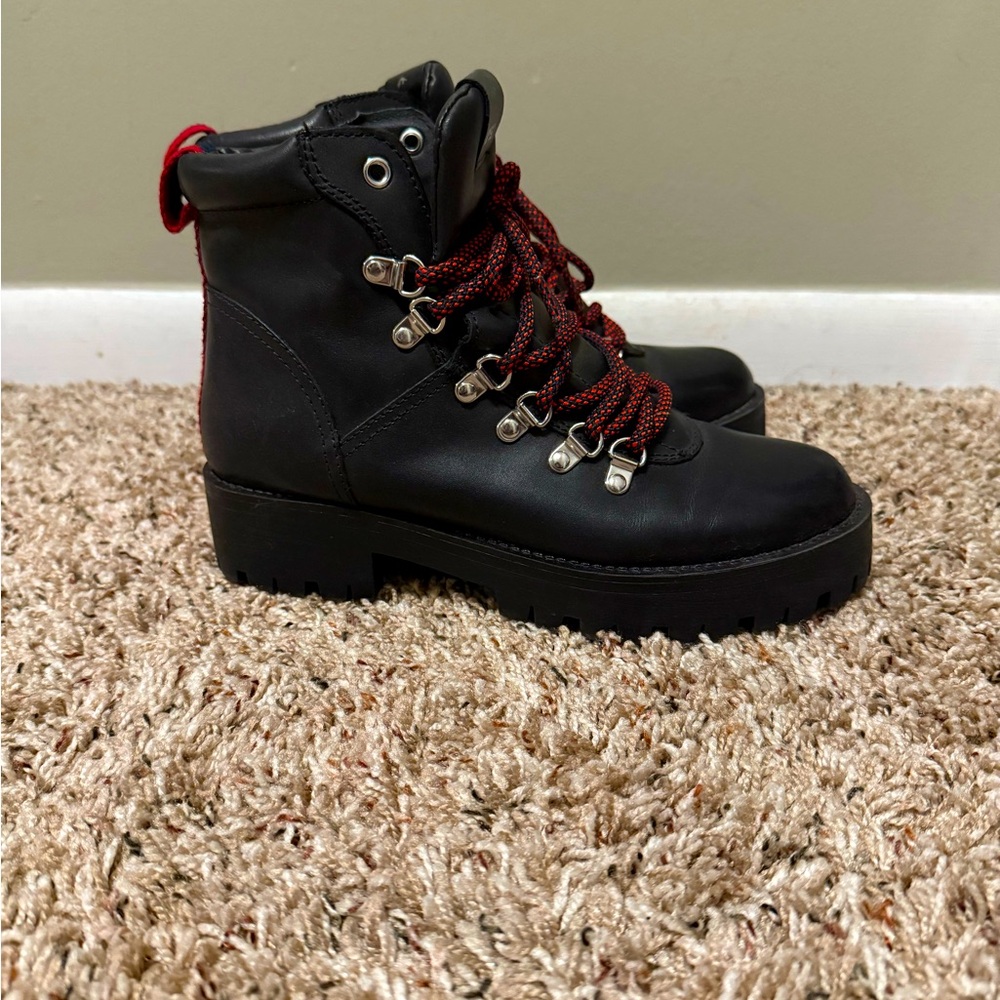 Black Steve Madden boots